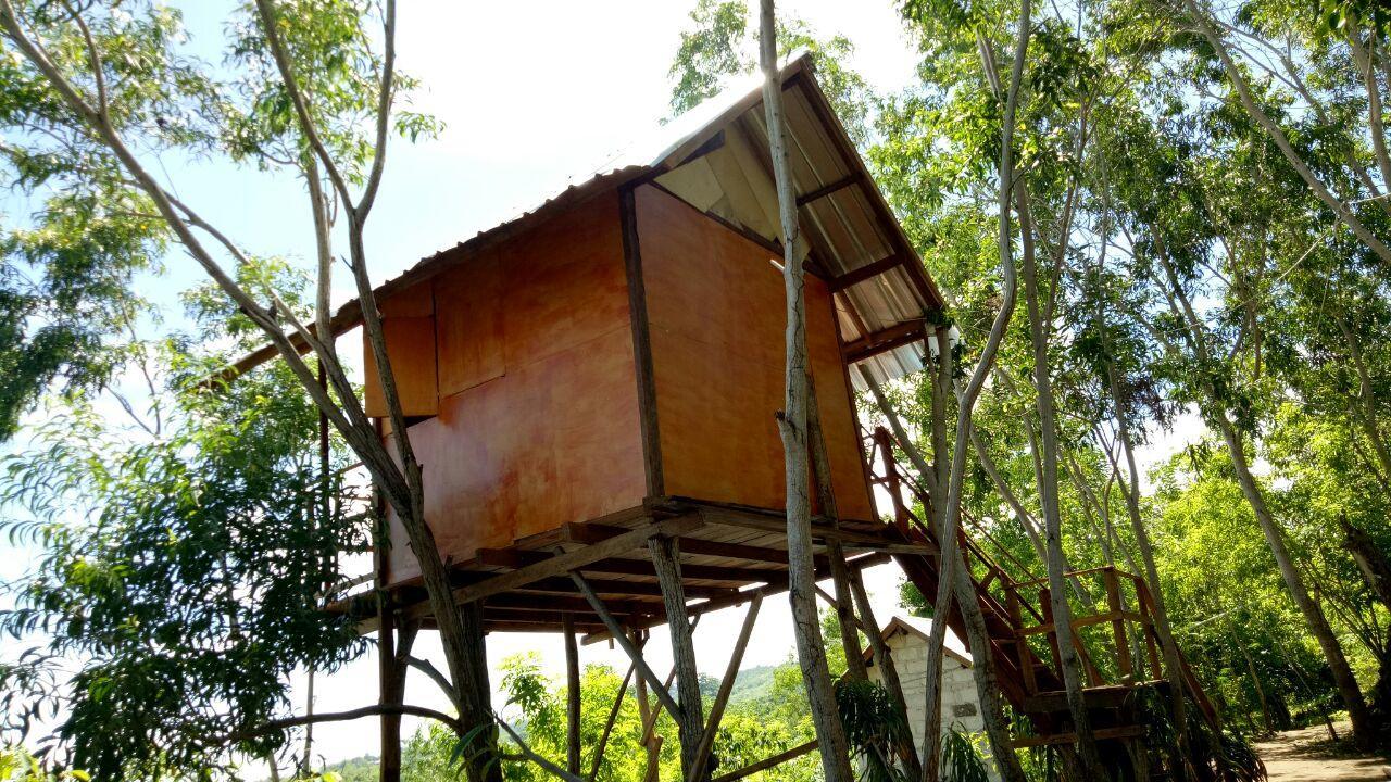 Rumah Pohon Batununggul Exteriör bild